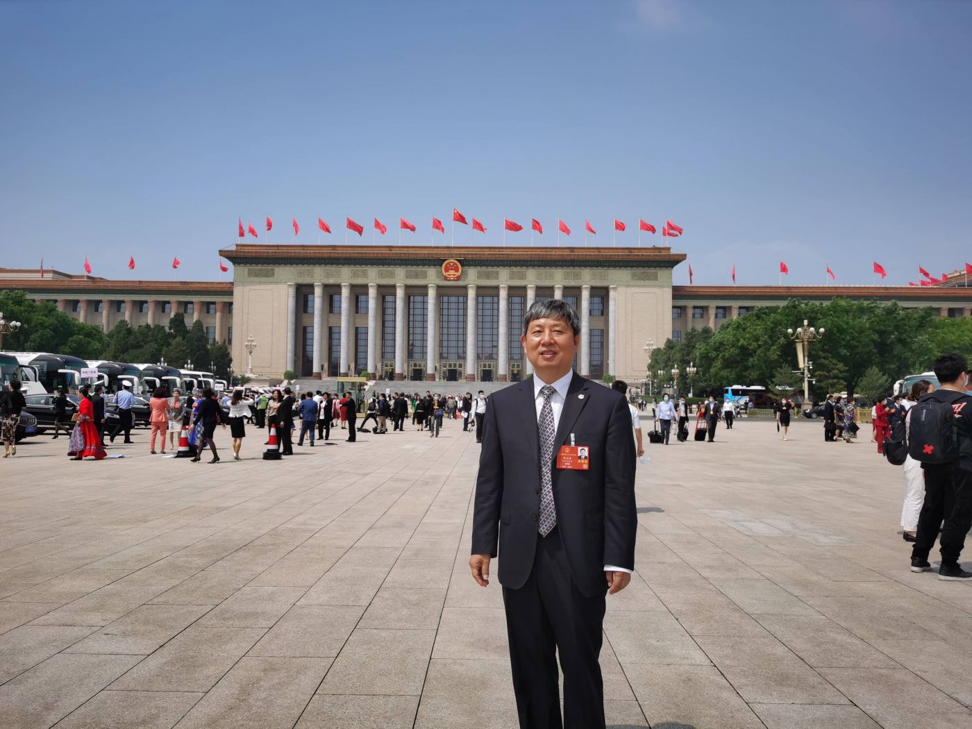 5. 全國(guó)人大代表、中國(guó)工程院院士、航空工業(yè)科技委副主任、中國(guó)航空研究院副院長(zhǎng)樊會(huì)濤
