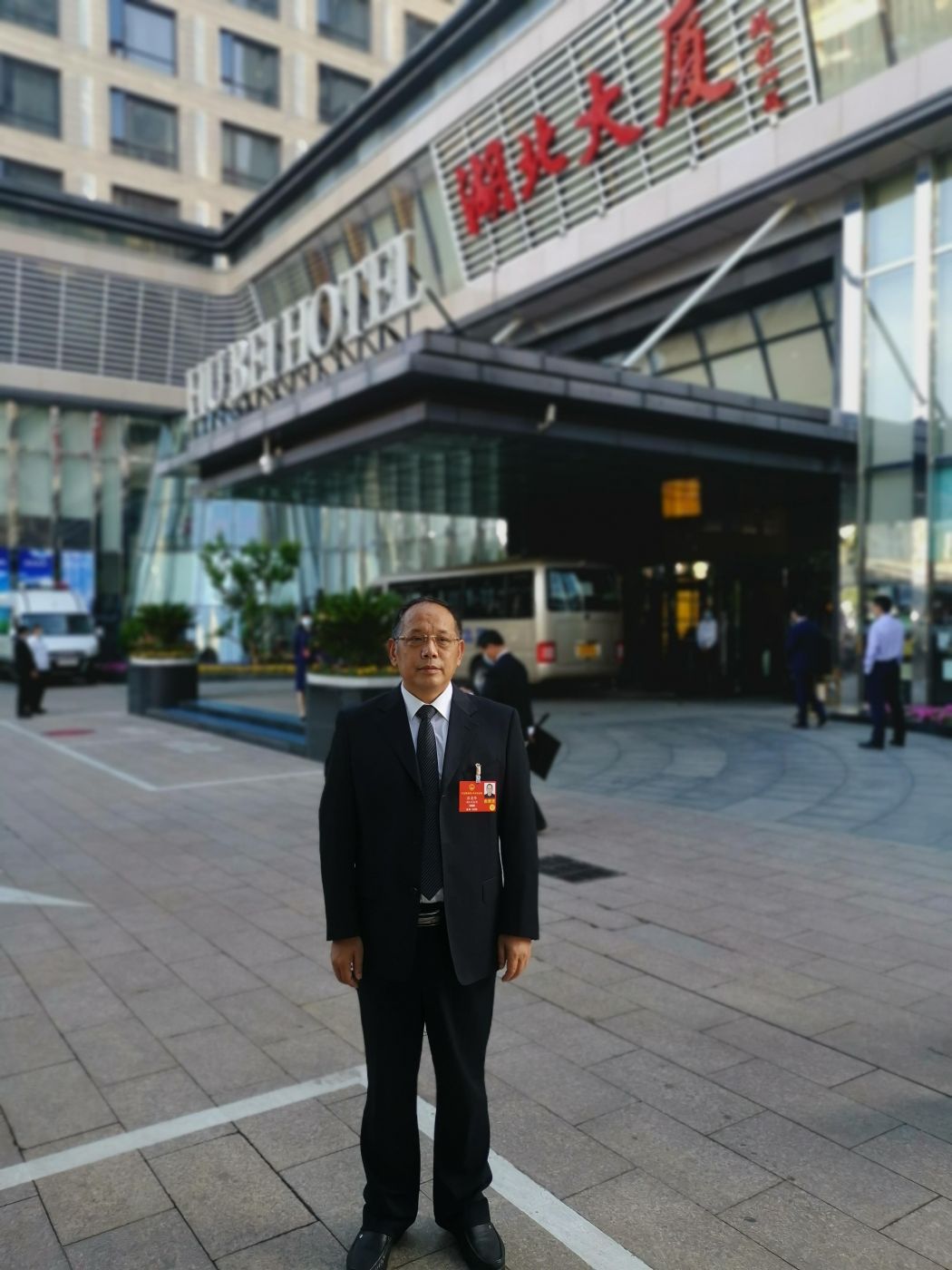 3.全國(guó)人大代表、航空工業(yè)特飛所高級(jí)主任設(shè)計(jì)師張金華
