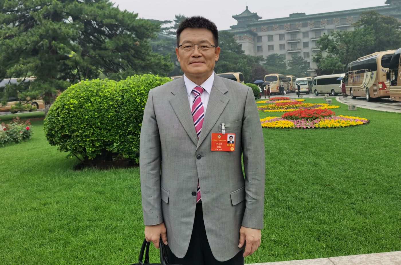 6.全國政協(xié)委員、航空工業(yè)制造院院長、黨委副書記李志強(qiáng)